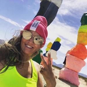 Meet your Posher, Tina